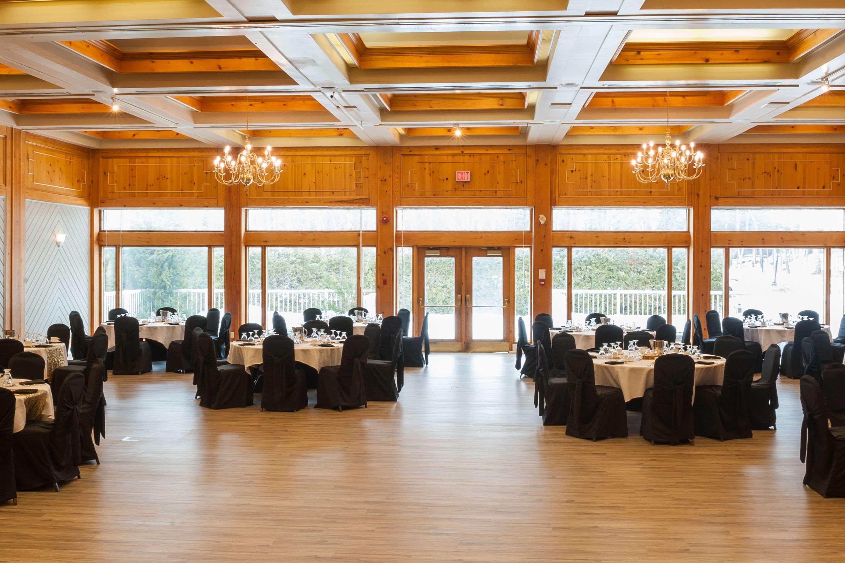 Pinestone Resort, Conference Centre, Spa & Golf Course Haliburton Eksteriør billede